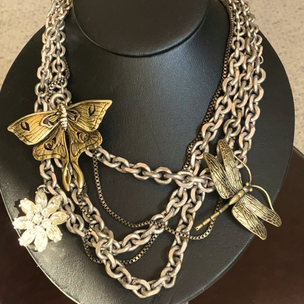 Fossil necklace.